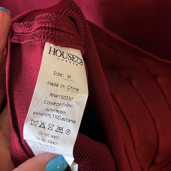 HOUSE OF CB ‘Fabrizia’ Wine Bandage Strapless Dress NWOT - Picture 8 of 10